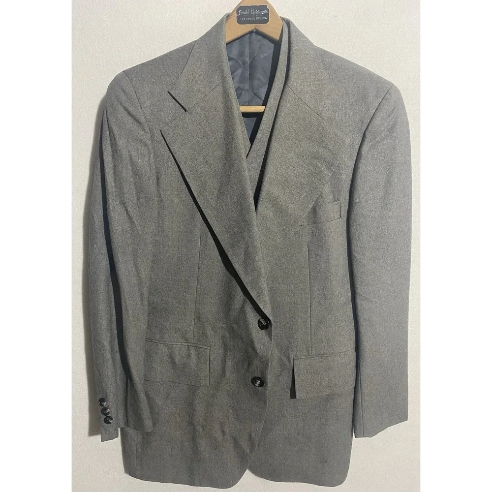 Geoffrey Scott Designer Gray Suit & Vest Formal Medium Mens